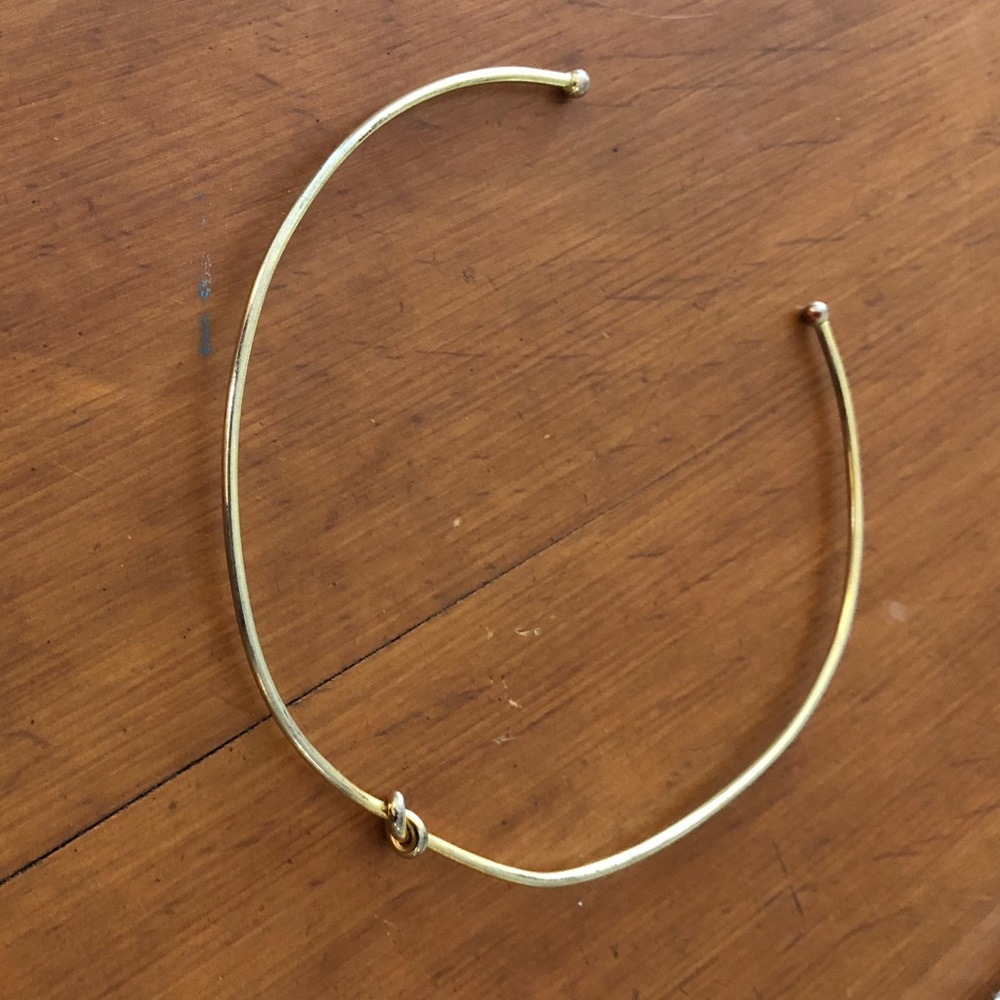 Sheila Fajil - The Knot Choker
